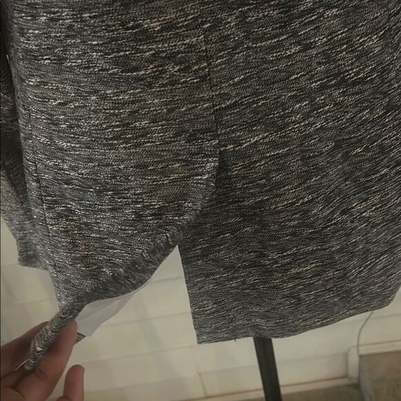 DKNY Size 10 Women's Gray Blazer   E - Picture 6 of 9